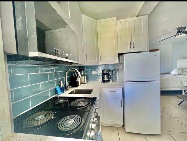 3312 7th Street 1, Pompano Beach, FL 33062