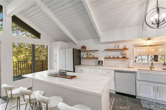 628 Rose Lane, Twin Peaks, CA 92391