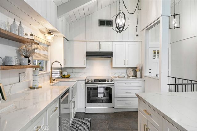 628 Rose Lane, Twin Peaks, CA 92391