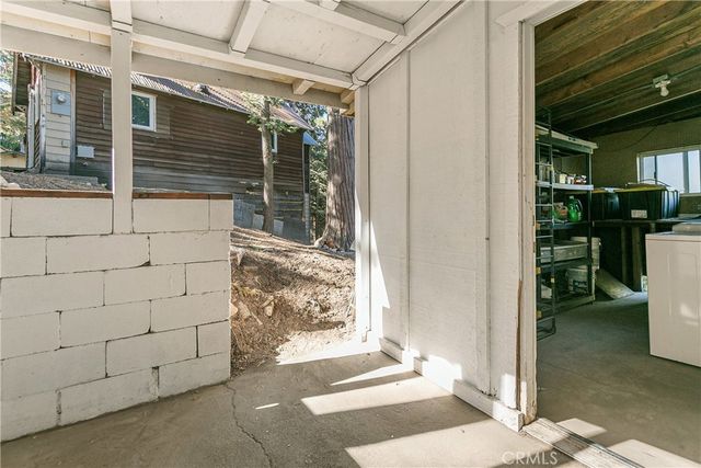 628 Rose Lane, Twin Peaks, CA 92391
