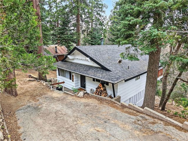 628 Rose Lane, Twin Peaks, CA 92391