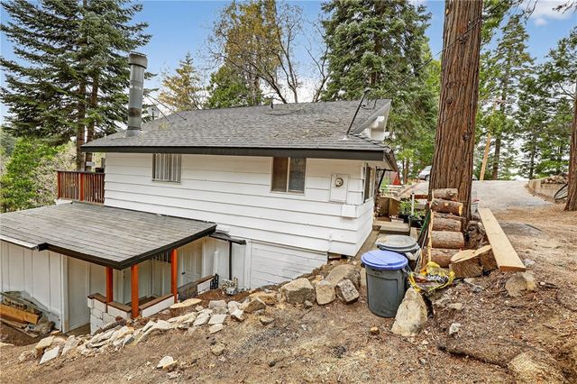 628 Rose Lane, Twin Peaks, CA 92391