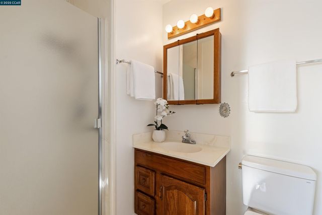 2321 Camino Dolores, Castro Valley, CA 94546