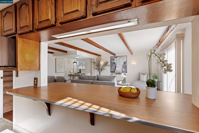 2321 Camino Dolores, Castro Valley, CA 94546