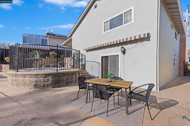 2321 Camino Dolores, Castro Valley, CA 94546