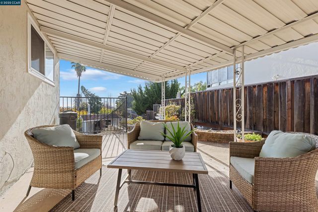 2321 Camino Dolores, Castro Valley, CA 94546