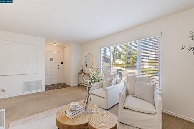 2321 Camino Dolores, Castro Valley, CA 94546