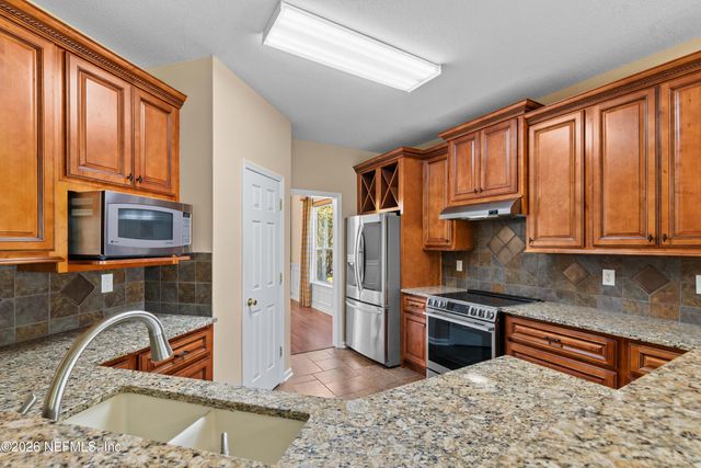 2300 PINE NEEDLE Court, Fleming Island, FL 32003