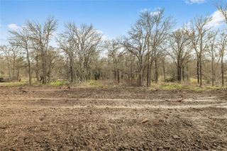 550 County Road 467, Elgin, TX 78621