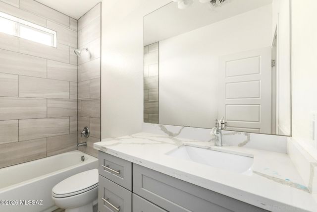 3620 N San Carlos Drive, Eloy, AZ 85131