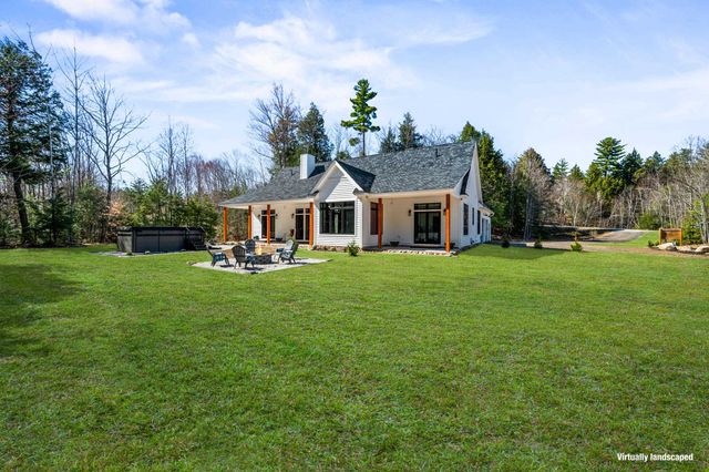 123 Oxbow Lane, Conway, NH 03818