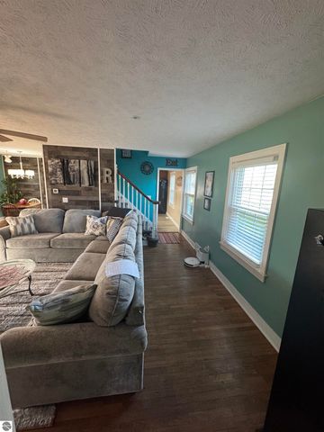 818 E Maple, Mt Pleasant, MI 48858