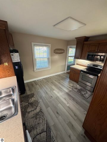 818 E Maple, Mt Pleasant, MI 48858