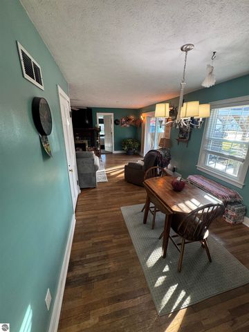 818 E Maple, Mt Pleasant, MI 48858