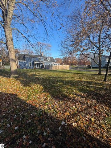 818 E Maple, Mt Pleasant, MI 48858