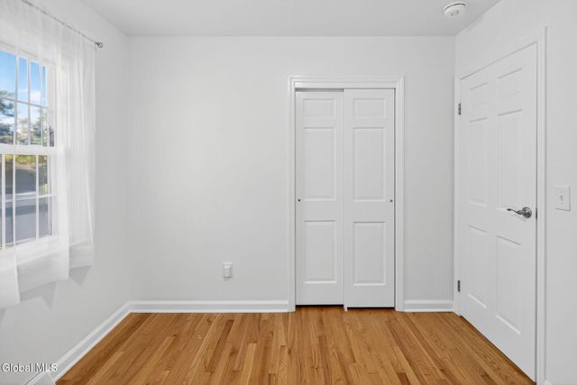 17 Ashley Drive, Colonie, NY 12110