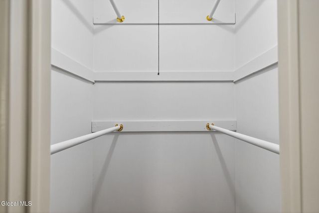 17 Ashley Drive, Colonie, NY 12110