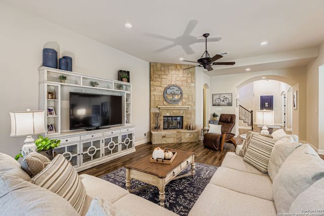 110 Enchanted Woods, Boerne, TX 78006