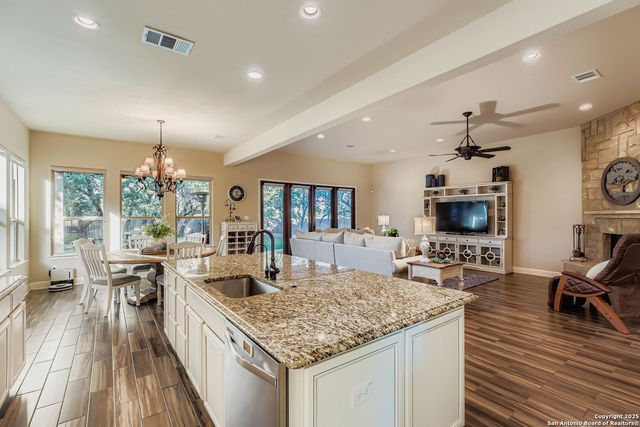 110 Enchanted Woods, Boerne, TX 78006