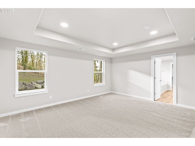 2668 CASCARA Dr, Eugene, OR 97403