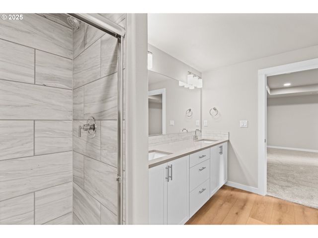 2668 CASCARA Dr, Eugene, OR 97403