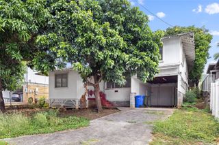 2522 Puaena Place, Honolulu, HI 96822