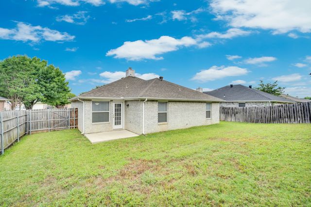 1318 Misty Meadow Drive, Midlothian, TX 76065