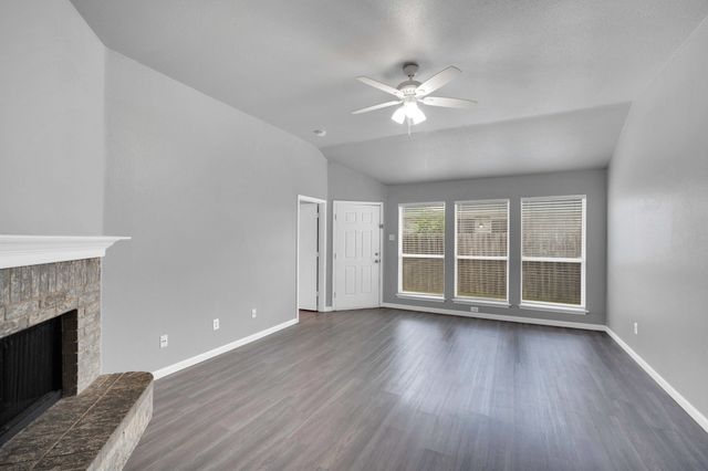 1318 Misty Meadow Drive, Midlothian, TX 76065