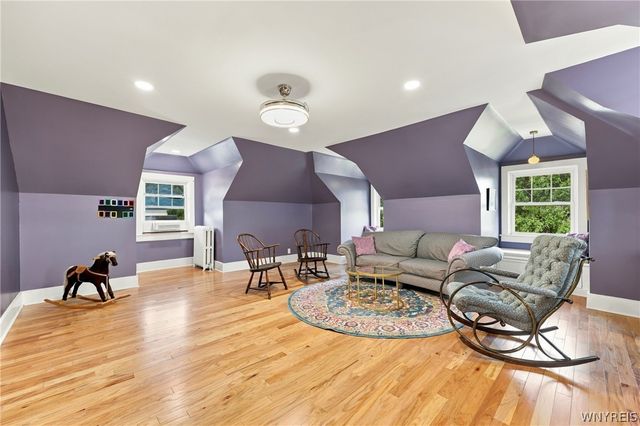 21 Colonial Circle, Buffalo, NY 14222