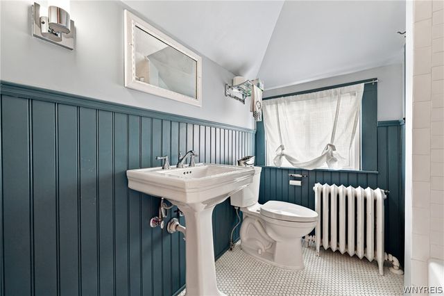 21 Colonial Circle, Buffalo, NY 14222