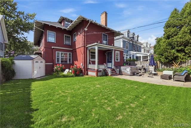 21 Colonial Circle, Buffalo, NY 14222