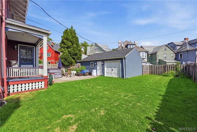 21 Colonial Circle, Buffalo, NY 14222