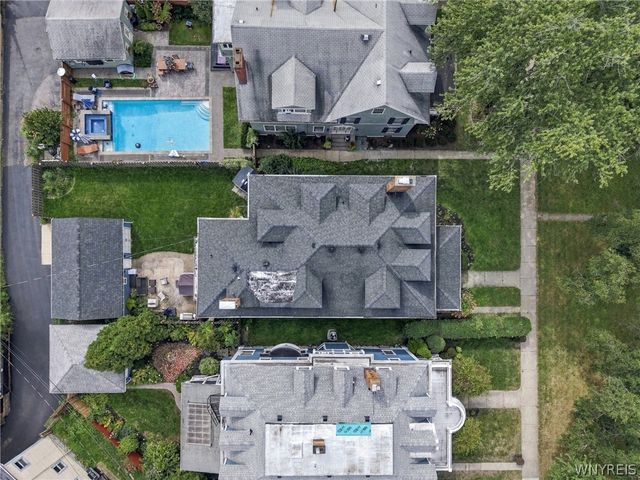 21 Colonial Circle, Buffalo, NY 14222