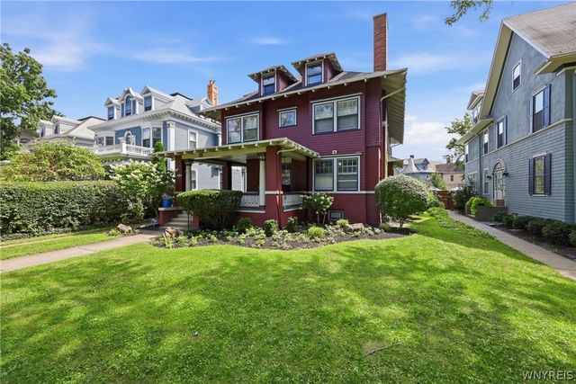 21 Colonial Circle, Buffalo, NY 14222