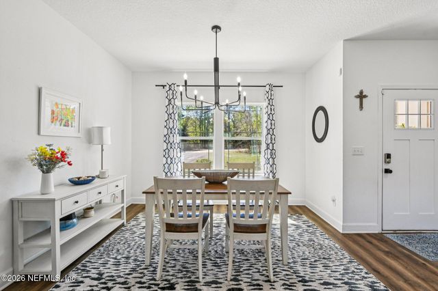 5012 LAUREL Street, Middleburg, FL 32068