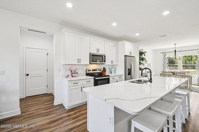 5012 LAUREL Street, Middleburg, FL 32068