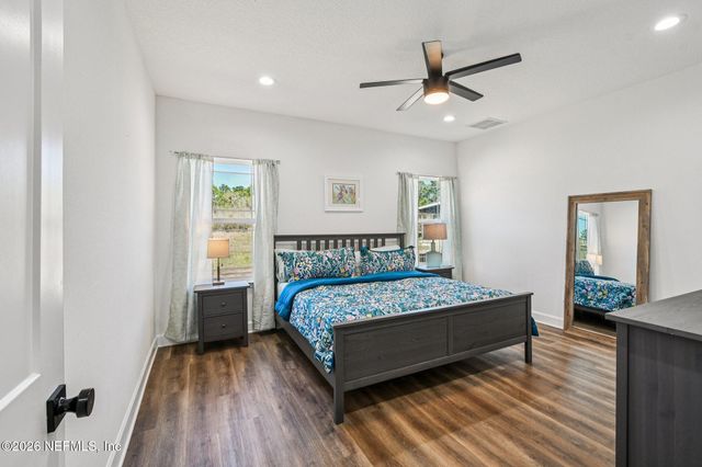 5012 LAUREL Street, Middleburg, FL 32068