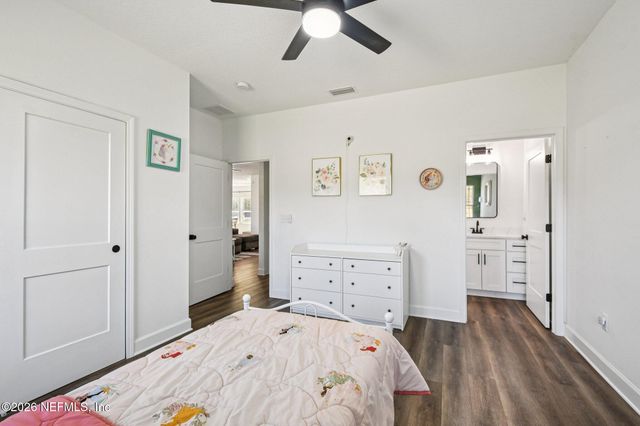 5012 LAUREL Street, Middleburg, FL 32068