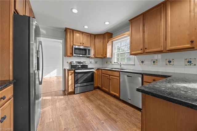 3511 Cotswold Terrace, Greensboro, NC 27455