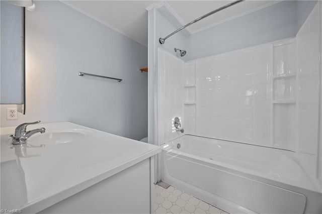 3511 Cotswold Terrace, Greensboro, NC 27455