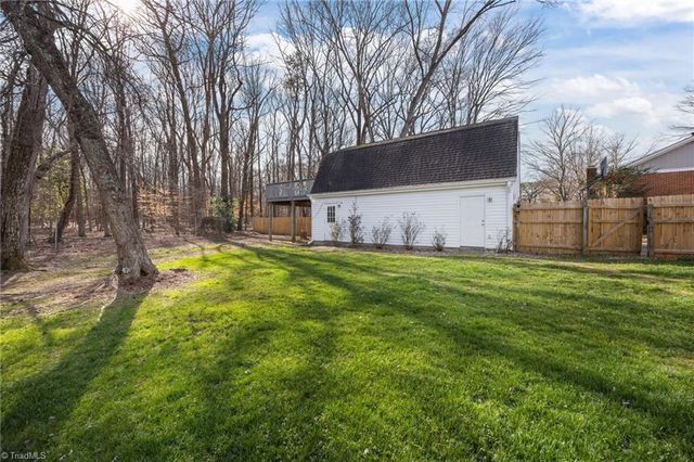 3511 Cotswold Terrace, Greensboro, NC 27455