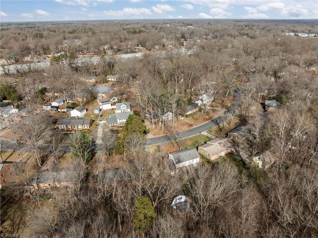 3511 Cotswold Terrace, Greensboro, NC 27455