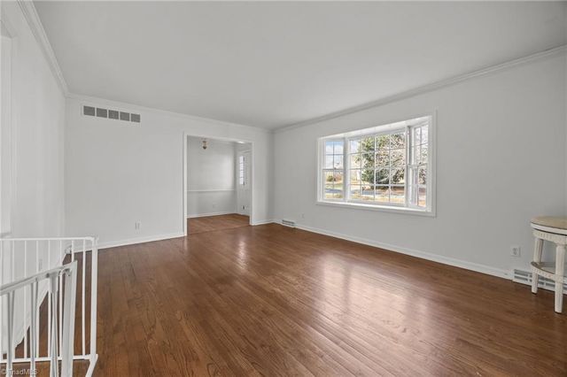 3511 Cotswold Terrace, Greensboro, NC 27455