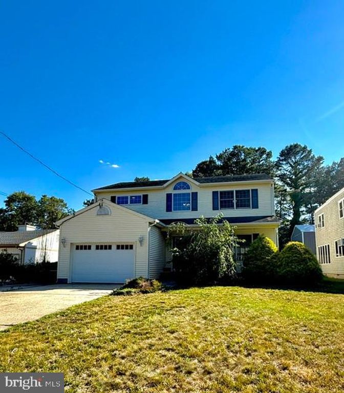195 S SOUTH LAKESHORE DRIVE, Manahawkin, NJ 08050