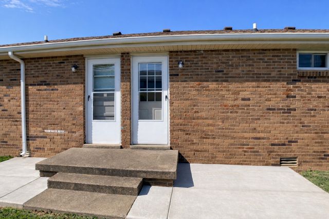 145 Tandy Dr Apt B, Clarksville, TN 37042