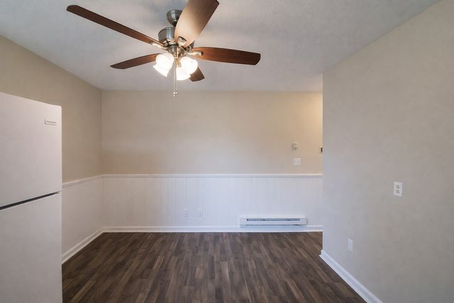 145 Tandy Dr Apt B, Clarksville, TN 37042