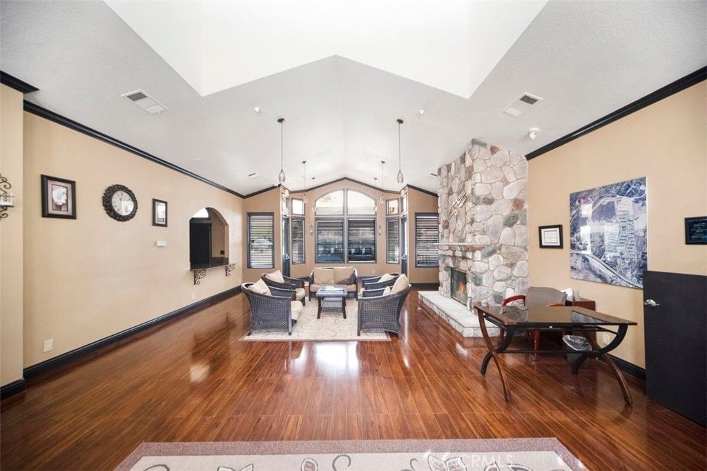 Image 39 of property listing at 13334 Cloudburst Drive, Corona, CA 92883