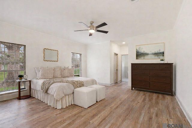 1804 E Rosedown St, Gonzales, LA 70737