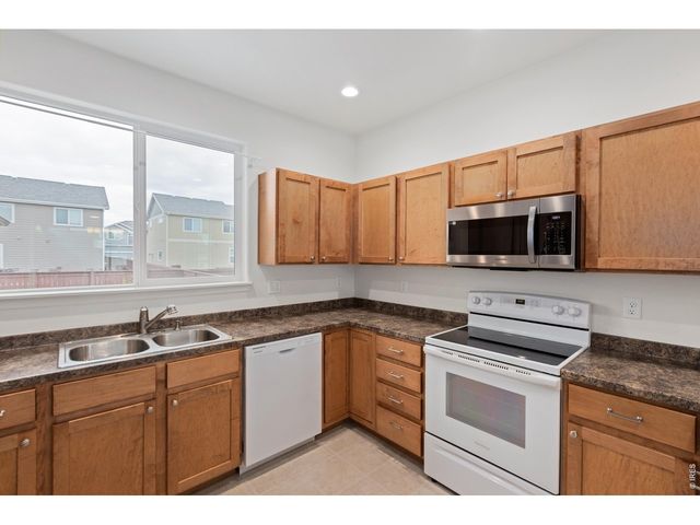 2312 Golden Way, Windsor, CO 80550