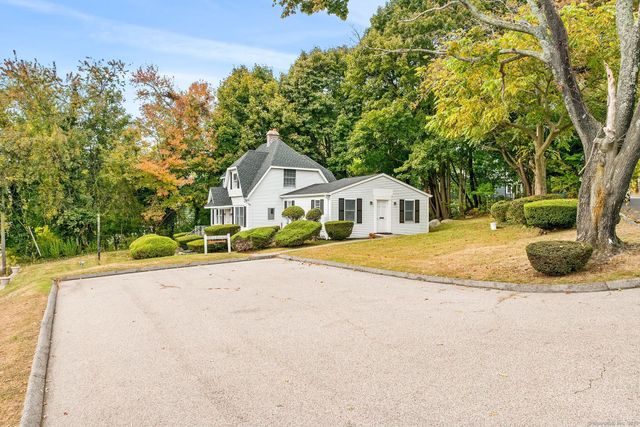 143 Boston Post Road, Waterford, CT 06385